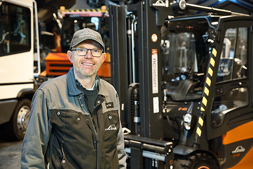 Se alle vores spændende ledige stillinger .